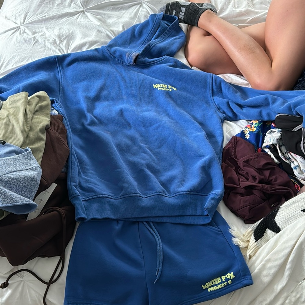 White Fox blue sweatshirt and shorts set